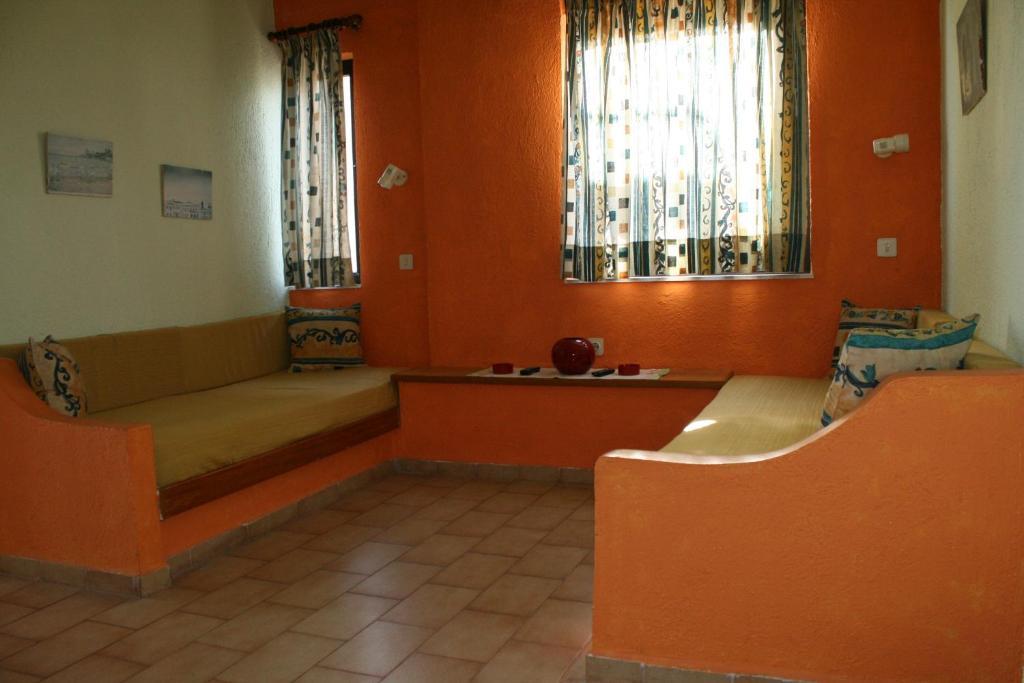 Blue Bay Apartments Hersonissos  Bilik gambar