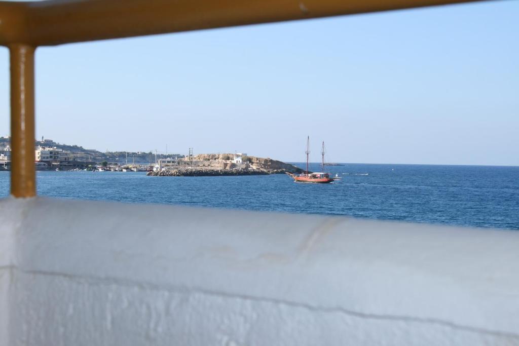 Blue Bay Apartments Hersonissos  Luaran gambar